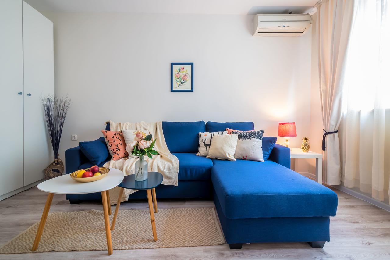Urban Garden Apartment Sofia